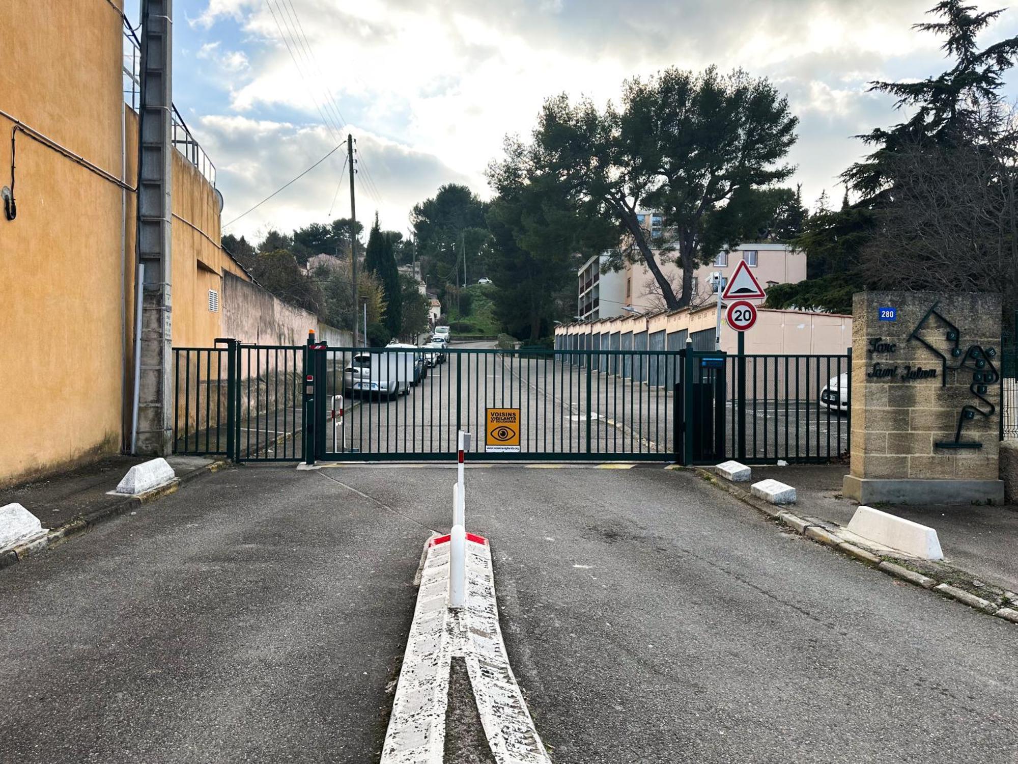 Le Niou, Appartement Avec Parking Gratuit Marseille Exterior photo