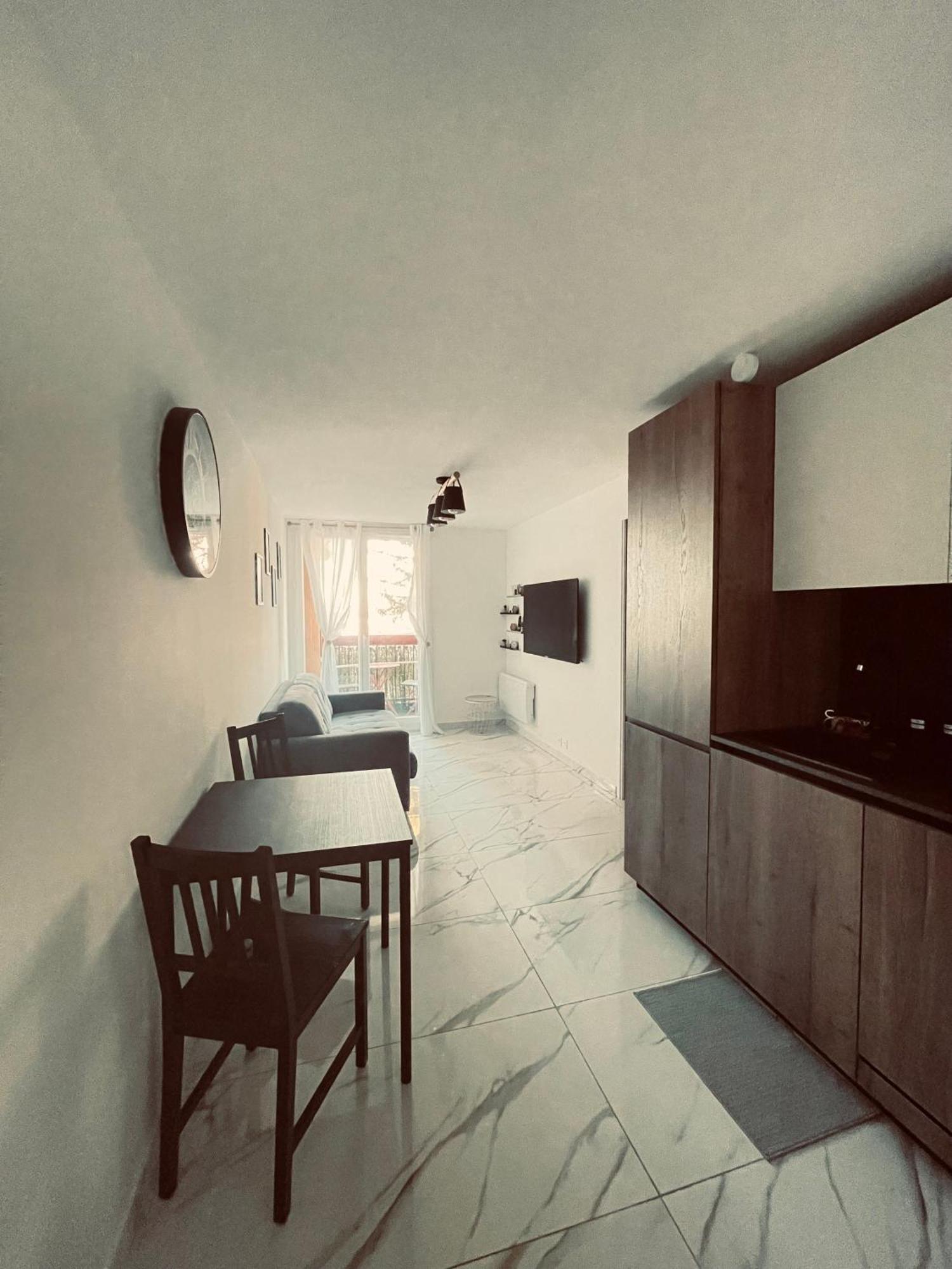 Le Niou, Appartement Avec Parking Gratuit Marseille Exterior photo